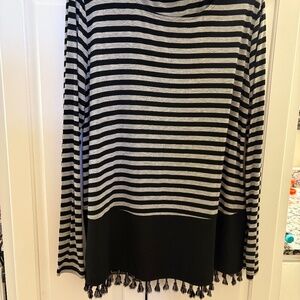 Size Large striped tunic